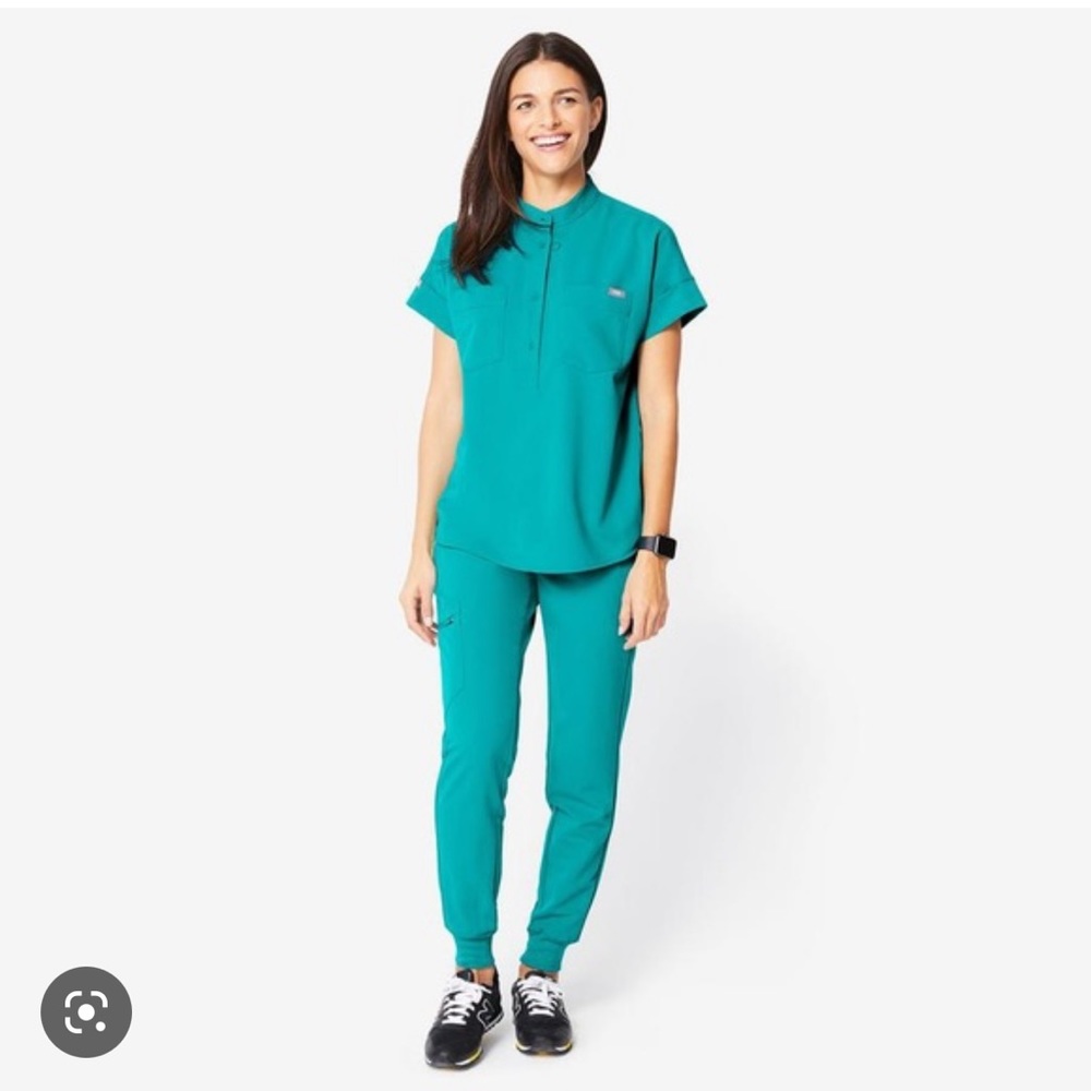 Rare color Teal figs XL pants
